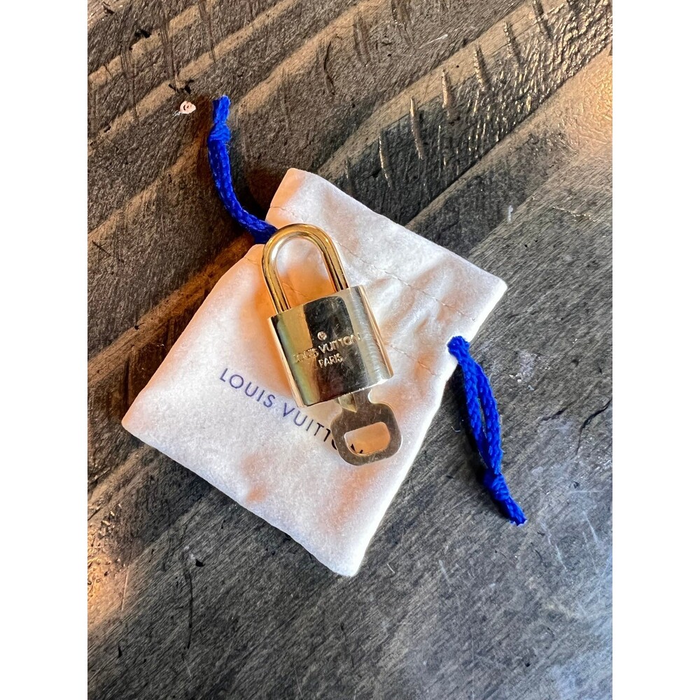Louis Vuitton Lock & Key #314 - Picture 2 of 4